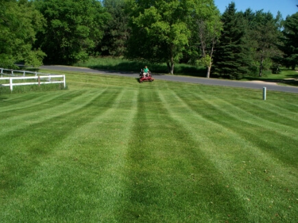 Lawn Mowing Forest Lake MN